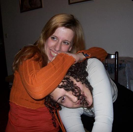 20060102033747-8mar-y-ro.jpg