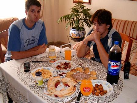 20060322032311-jaime-y-chino-bendiciendo.jpg