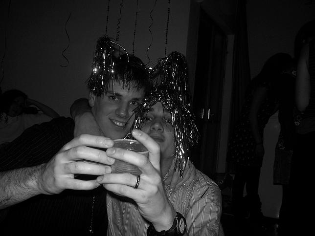 20070105003436-alex-y-yo.jpg