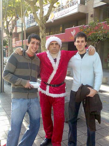 20070106173830-con-santa.jpg