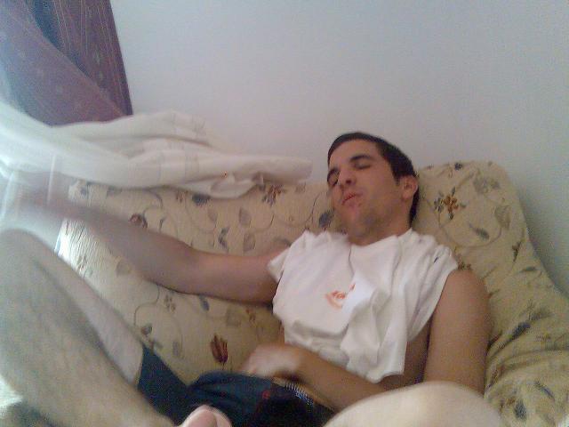 20070305021338-luis-sobando.jpg