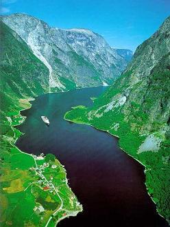 20071002201310-fiordos.jpg